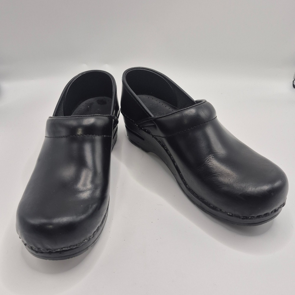 Sanita Professional Cabrio Black Leather Clogs Womens 38 Danish Nursing Shoes